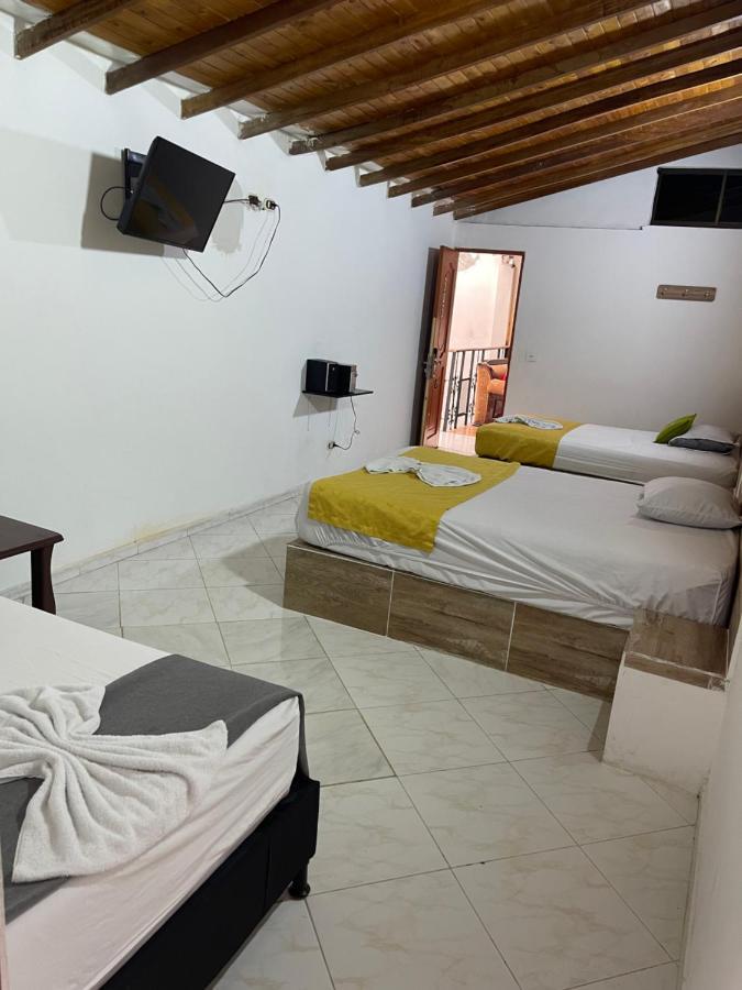 Hotel Brisas מדיין מראה חיצוני תמונה