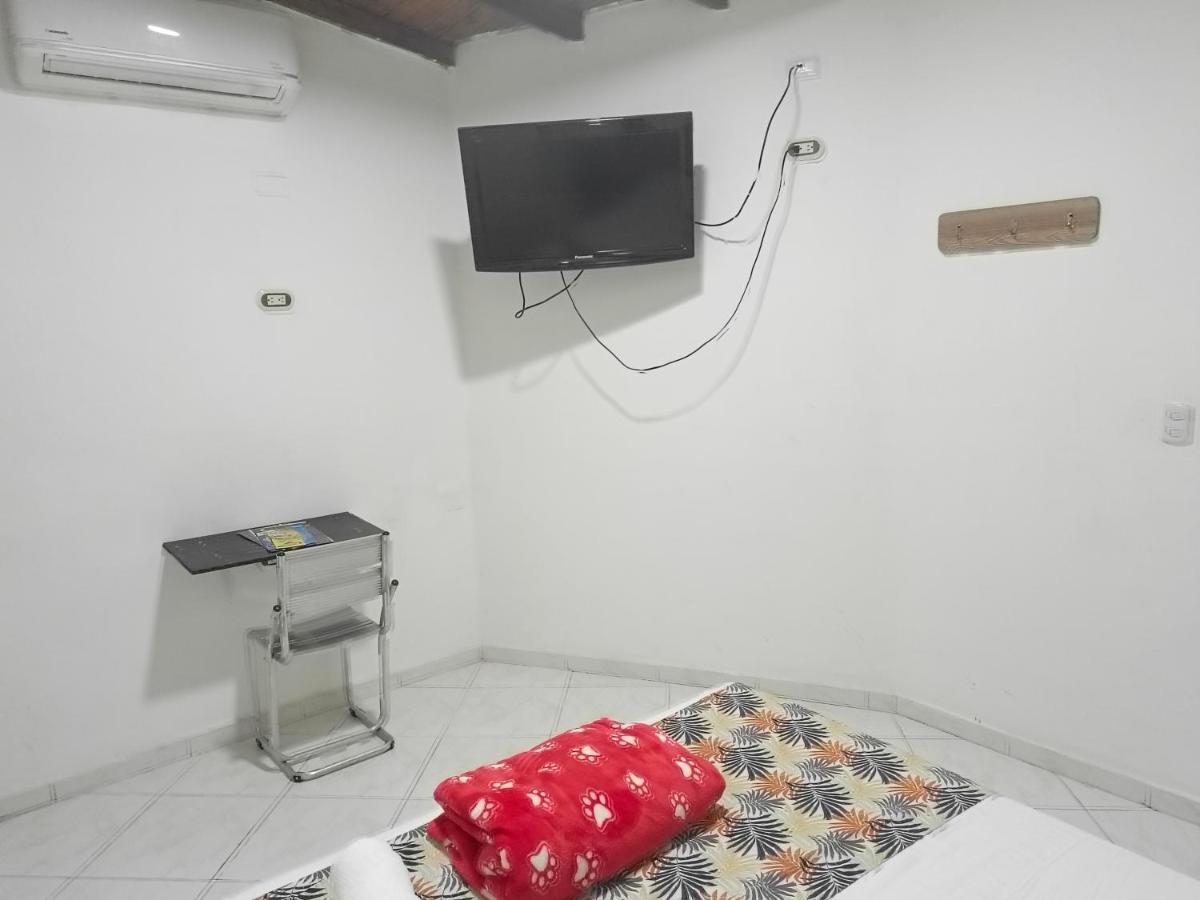 Hotel Brisas מדיין מראה חיצוני תמונה