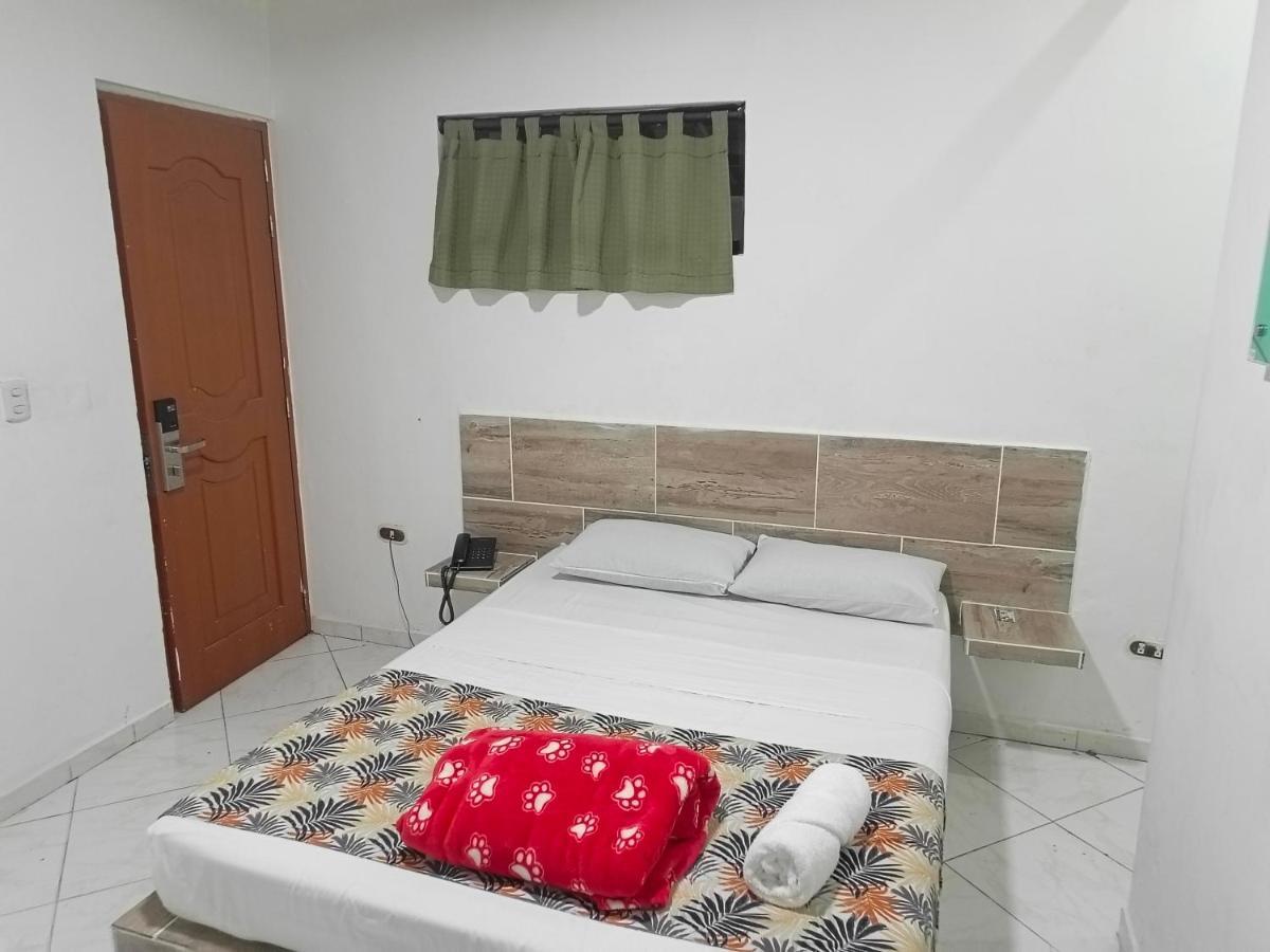 Hotel Brisas מדיין מראה חיצוני תמונה